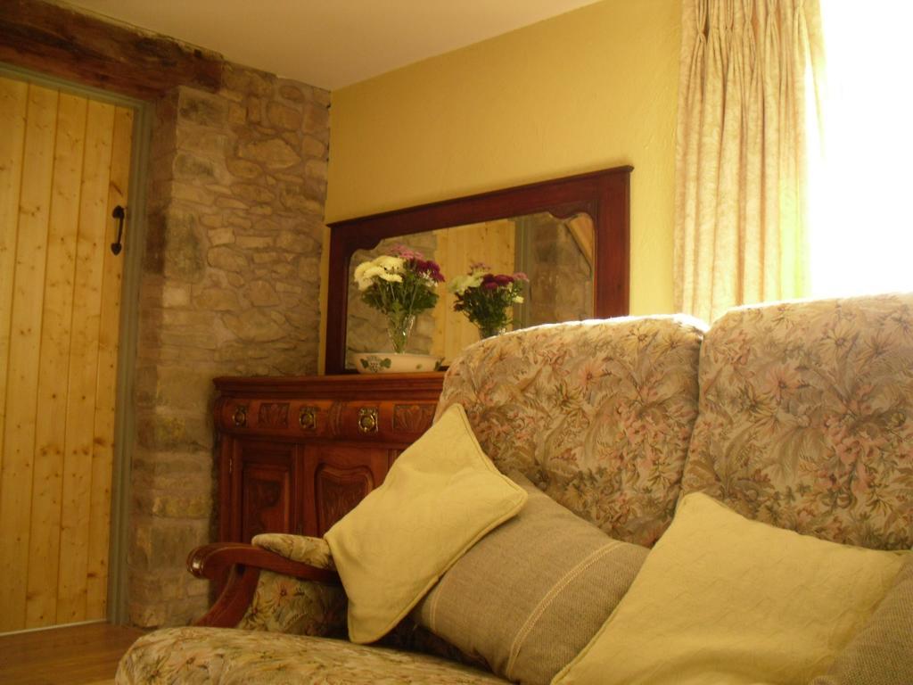 The Homecoming Barn Clogher Экстерьер фото